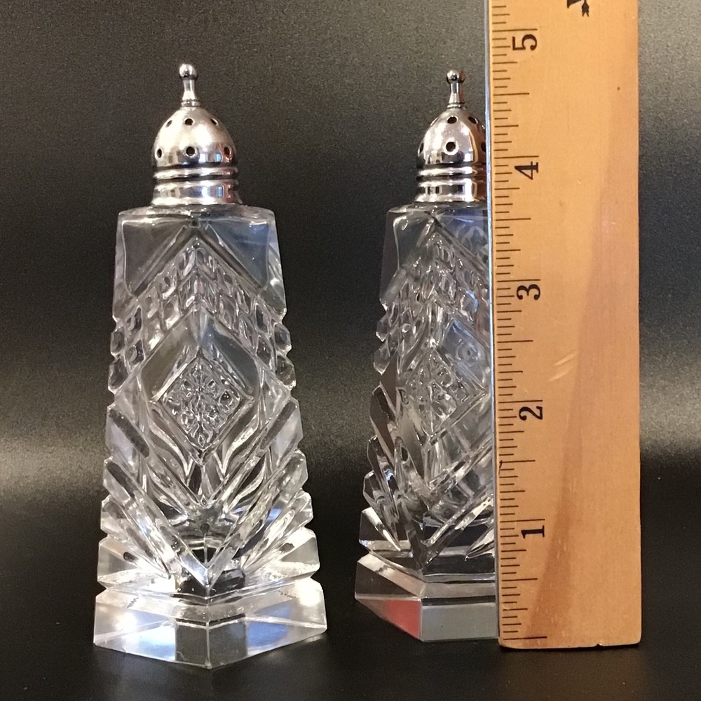 Vintage Clear Cut Glass Salt & Pepper Shakers Set 4 3/4” Tall - Picture 4 of 15